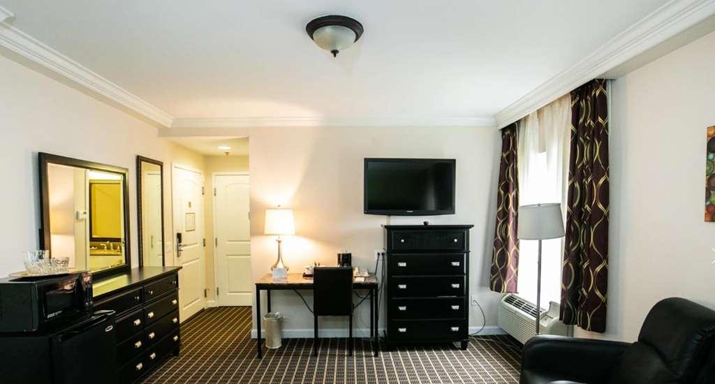 Hotel The Wilshire Grand