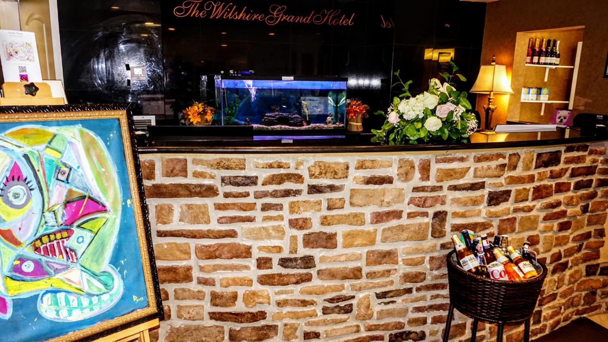 Hotel The Wilshire Grand