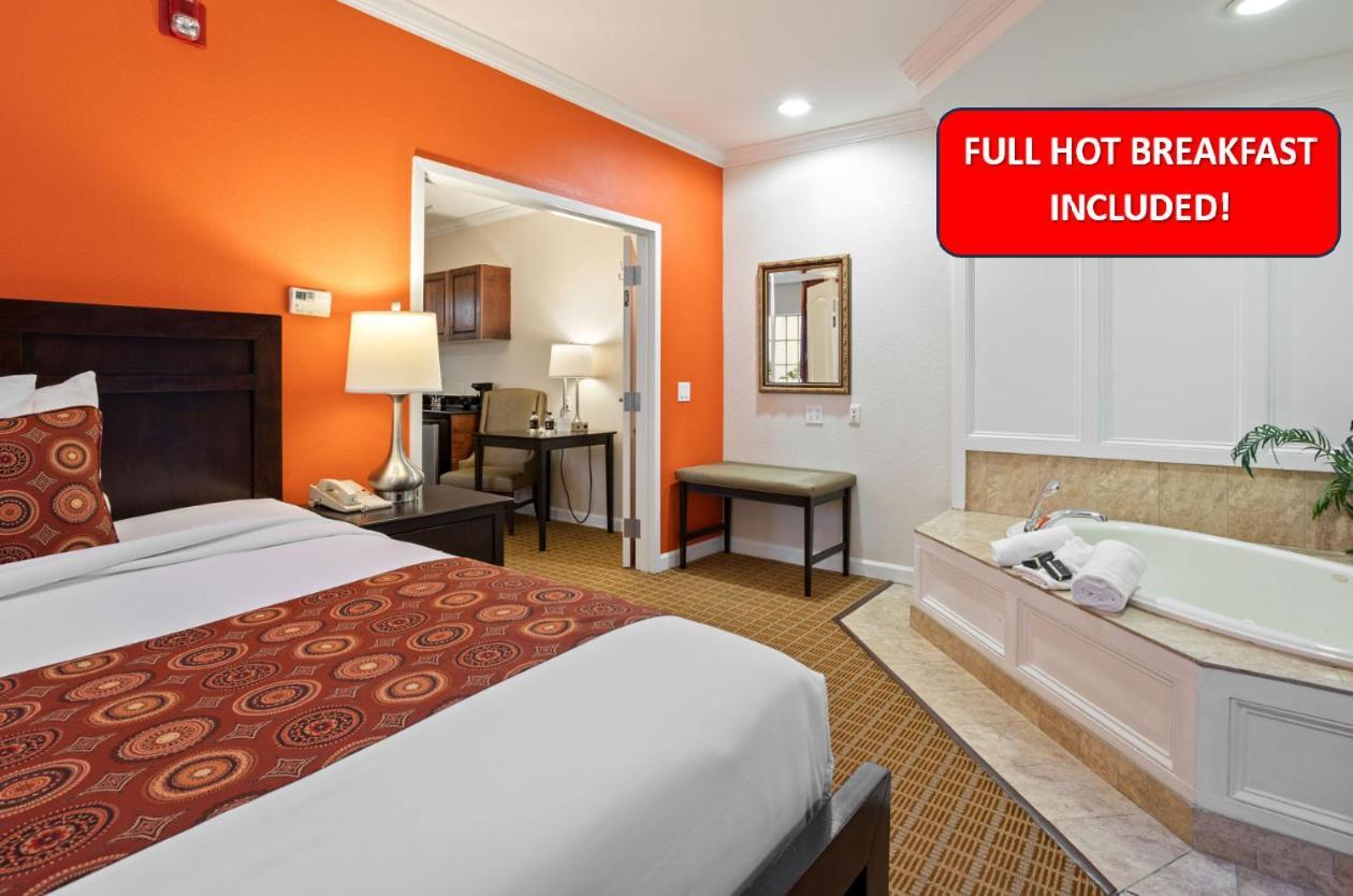 The Wilshire Grand 3*