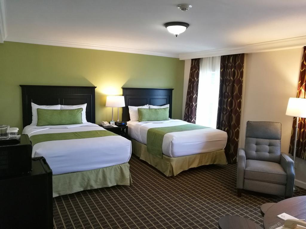 Hotel The Wilshire Grand 3*