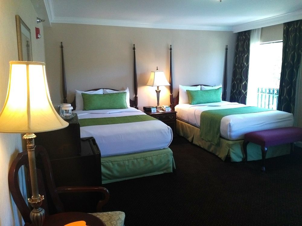 Hotel The Wilshire Grand West Orange