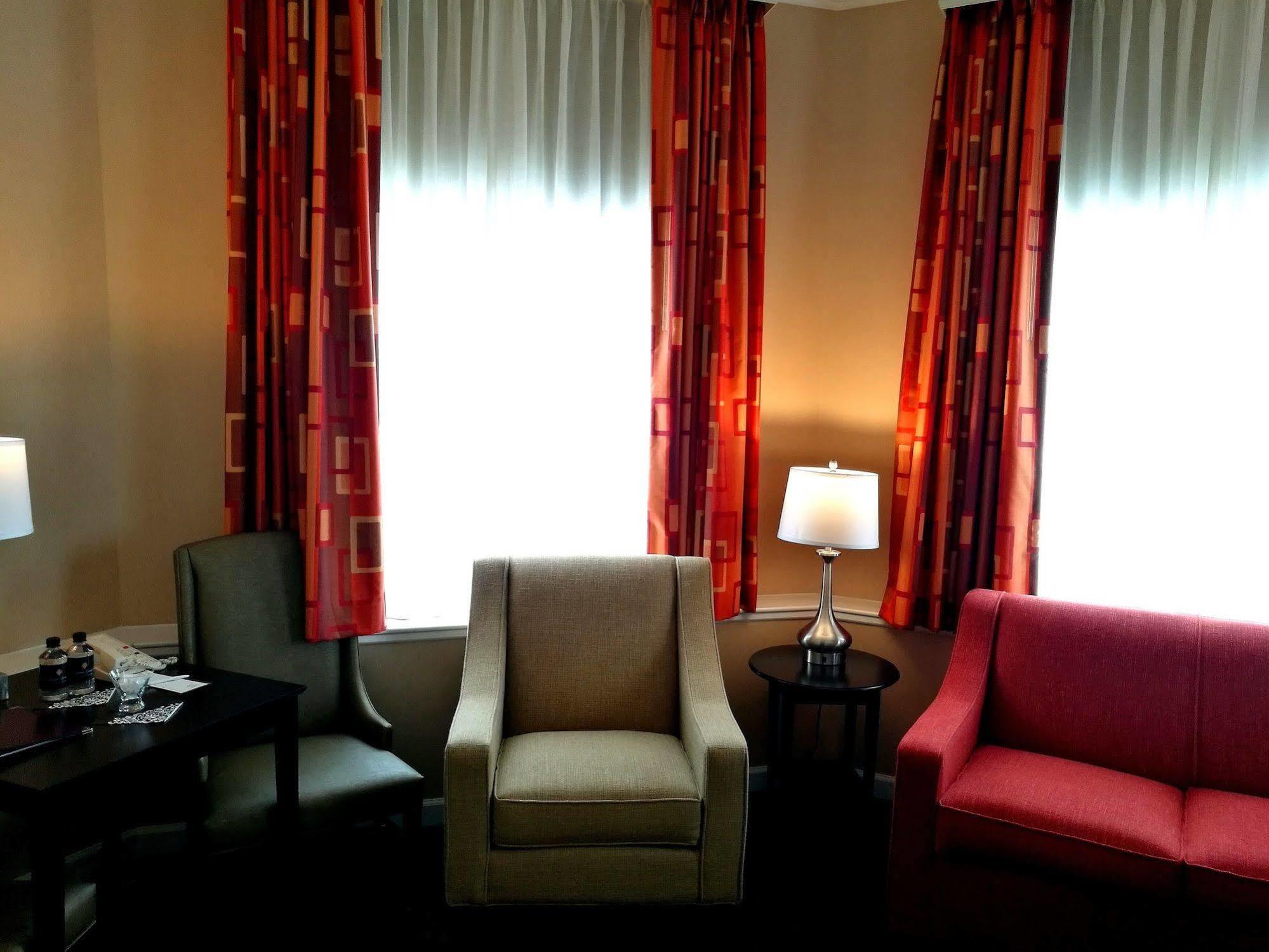 Hotel The Wilshire Grand West Orange