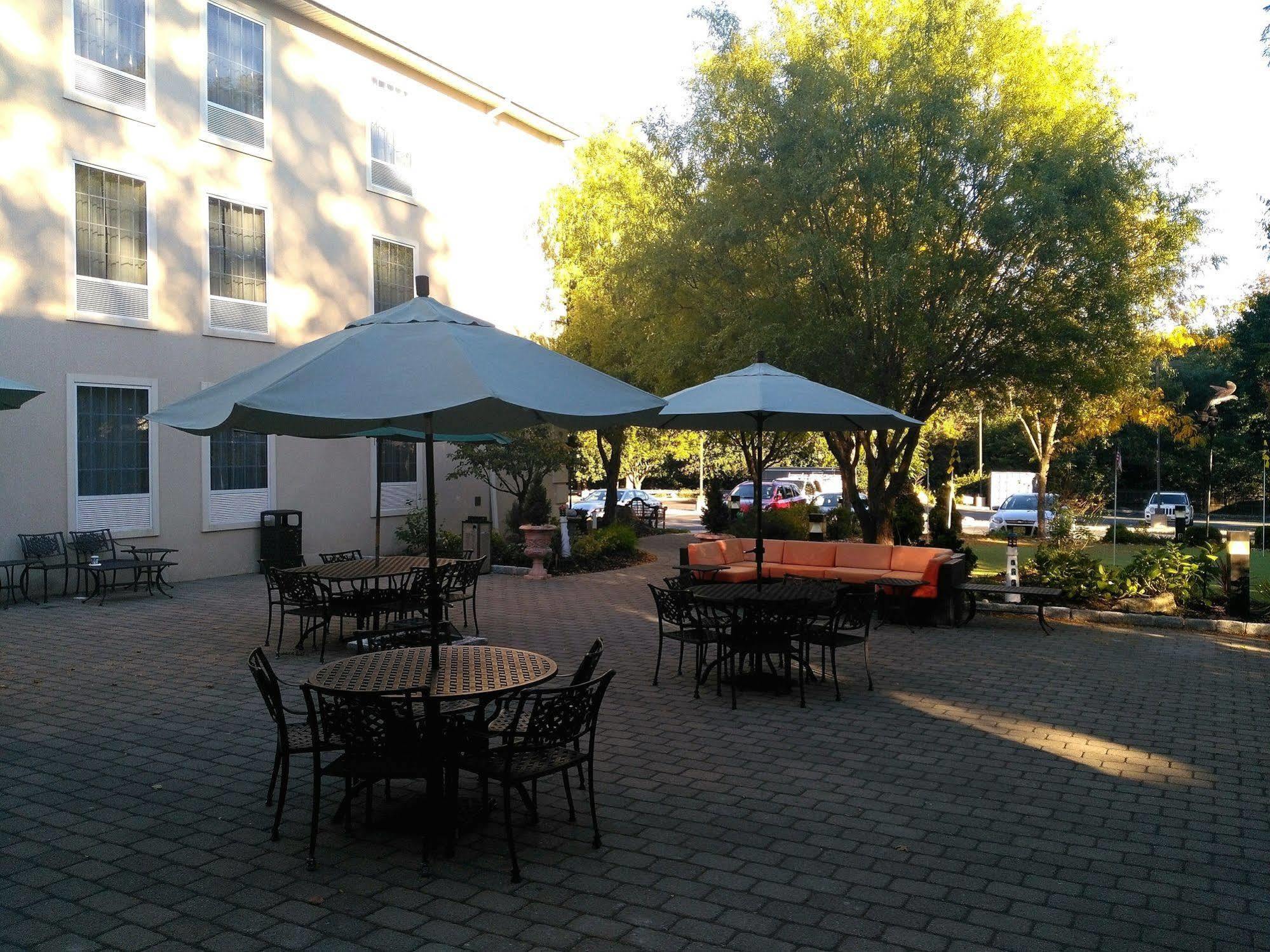 The Wilshire Grand 3* West Orange