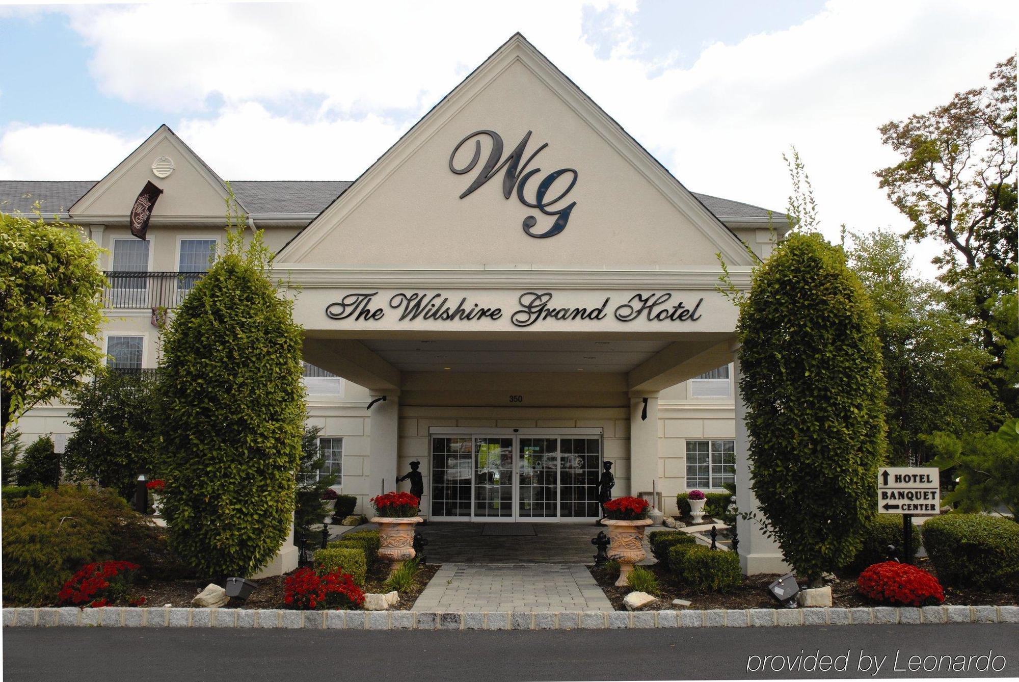 The Wilshire Grand 3*